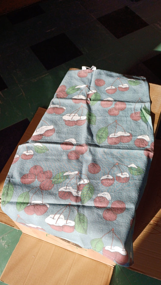 Kitchen towel "Snowy cherries"